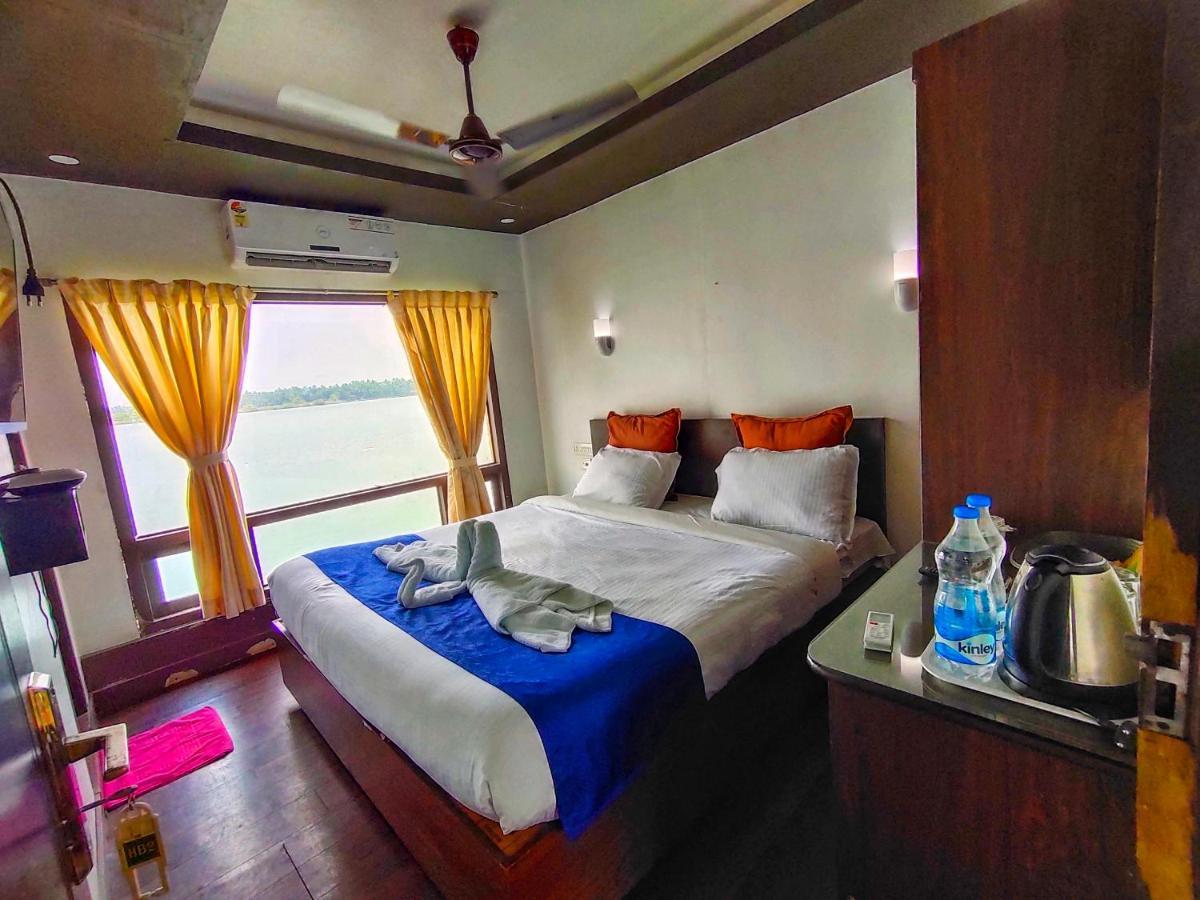 Paradise Lagoon Kalyanpur Luaran gambar